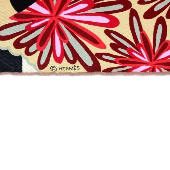 Hermes Scarf Carre 45 Petit Carre Three Graces Gavroche THE Three Graces Ivory - Picture 3 of 6